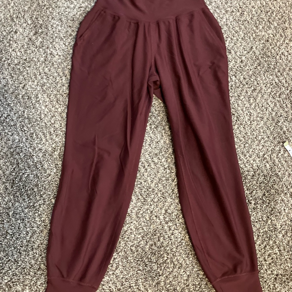 Old Navy Powersoft Petite Joggers